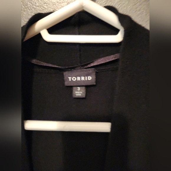 3X Torrid Shrug - Picture 3 of 6